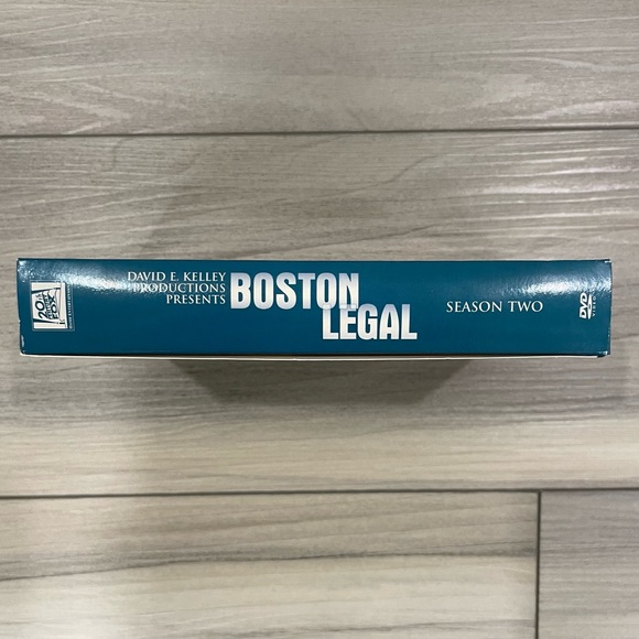 Boston Legal TV Show Season Two DVD Box Set - Picture 3 of 16